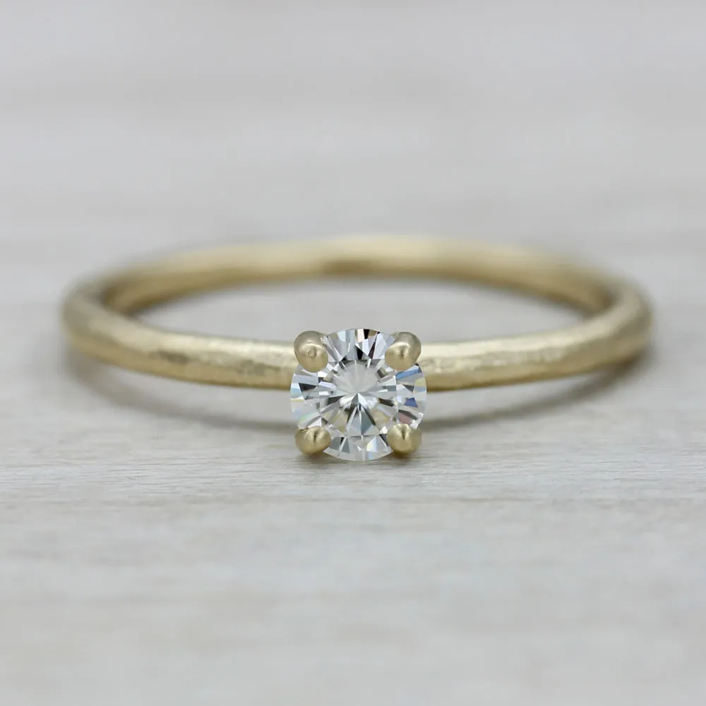 4mm Rustic Basket Solitaire •