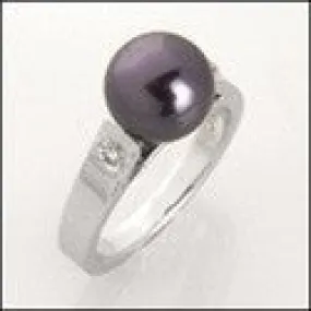 9mm Black Synthetic Pearl Cubic Zirconia 14K White Gold Ring