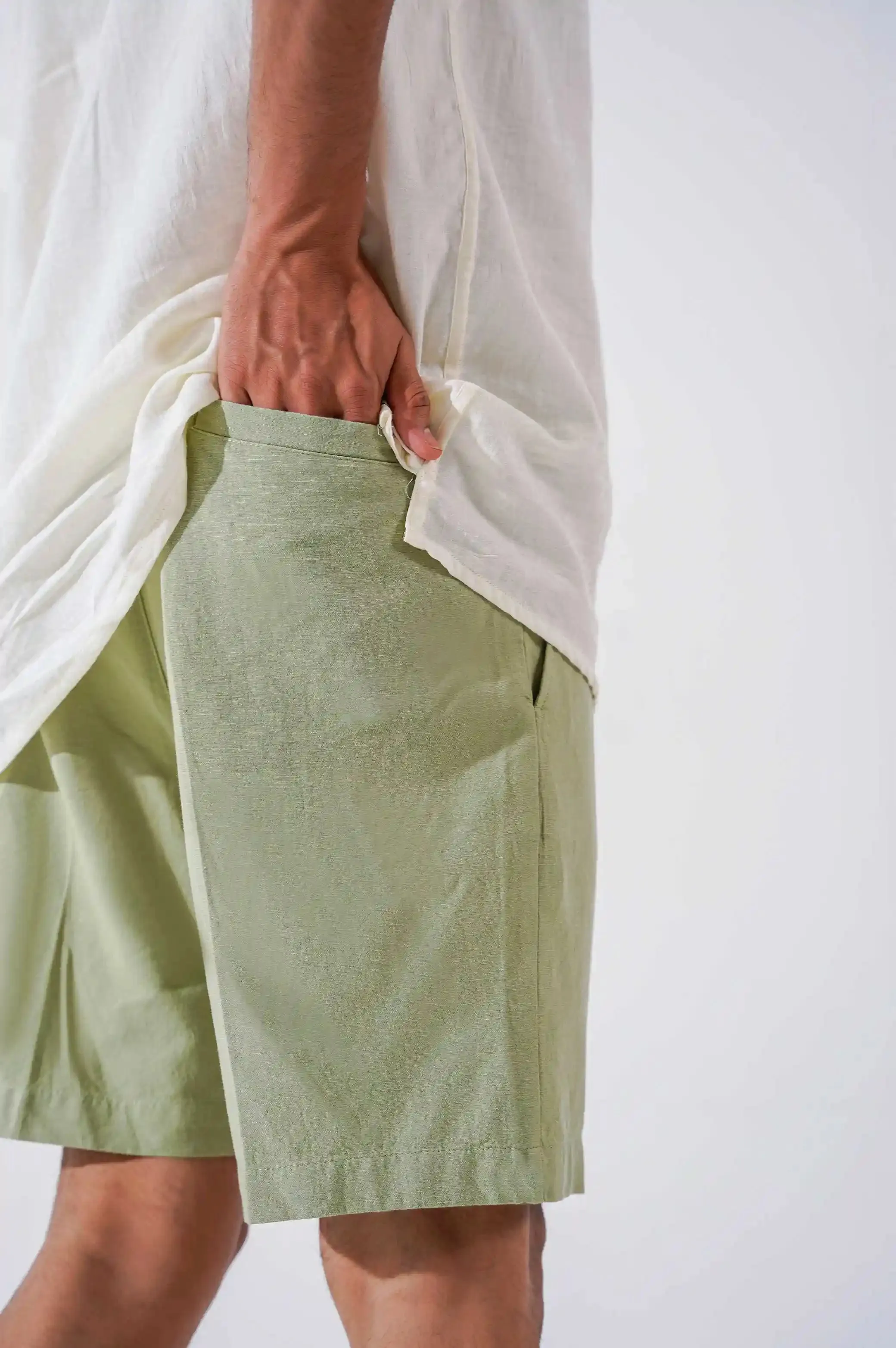 DRAWSTRING LINEN SHORTS