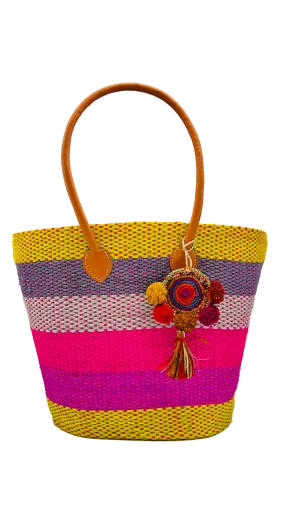 HERMOSA STRAW BASKET WITH DREAM CATCHER TASSEL